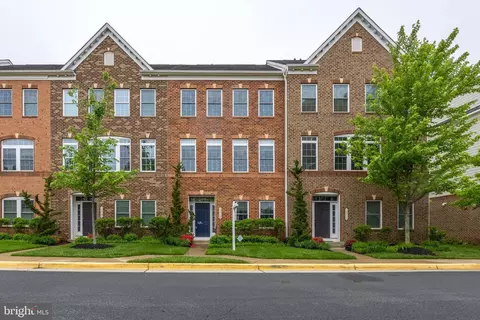 13709 Neil Armstrong Ave, Herndon, VA 20171
