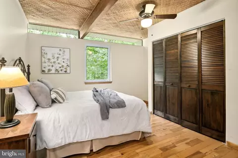 Bedroom - 5837 Boothe Dr, Burke, VA 22015 photo 5 of 10