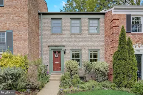 9228 Arlington Blvd, Fairfax, VA 22031