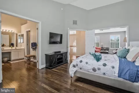 Bedroom - 8486 Brutus Ct, Springfield, VA 22153 photo 2 of 8