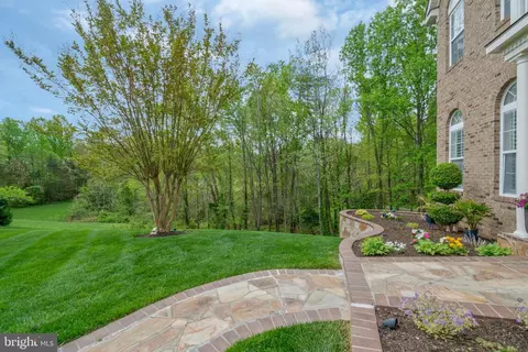 Exterior - 8486 Brutus Ct, Springfield, VA 22153 photo 1 of 8