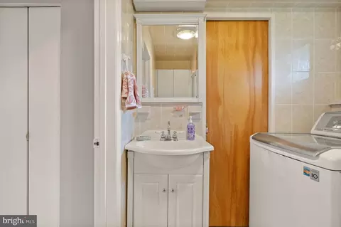 7309 Exmore St, Springfield, VA 22150 photo 30