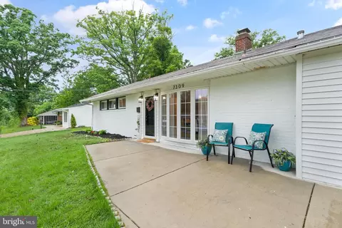 7309 Exmore St, Springfield, VA 22150 photo 5