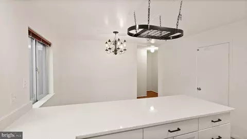 11116 Forest Edge Dr, Reston, VA 20190 photo 13