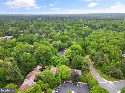 11116 Forest Edge Dr, Reston, VA 20190 photo 39