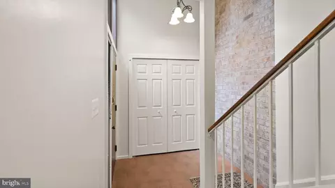 11116 Forest Edge Dr, Reston, VA 20190 photo 7