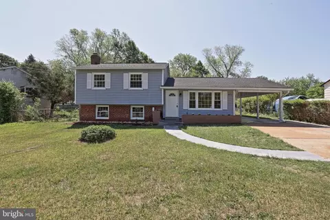 4811 Lawrence St, Alexandria, VA 22309