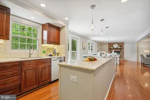 7586 Vogels Way, Springfield, VA 22153 photo 15