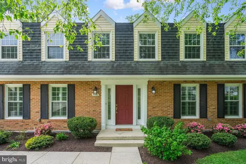 7586 Vogels Way, Springfield, VA 22153 photo 3