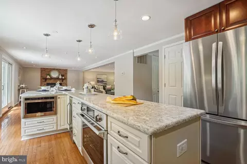 7586 Vogels Way, Springfield, VA 22153 photo 14