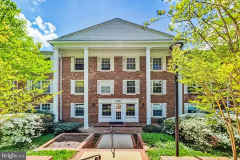 7621 Provincial Dr #306, Mclean, VA 22102