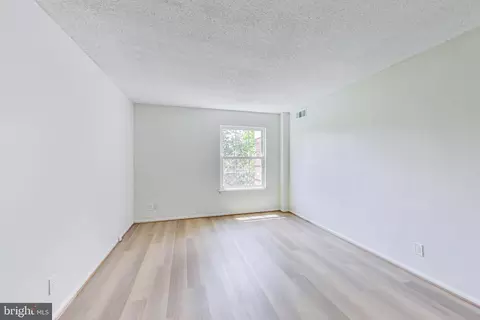 Other - 7621 Provincial Dr #306, Mclean, VA 22102 photo 5 of 7