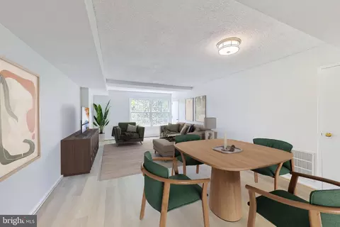 Dining - 7621 Provincial Dr #306, Mclean, VA 22102 photo 1 of 1