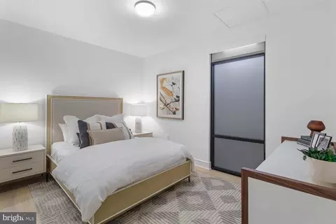 Bedroom - 6718 Lowell Ave #504, Mclean, VA 22101 photo 1 of 3