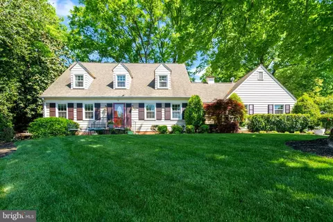 7609 Midday Ln, Alexandria, VA 22306
