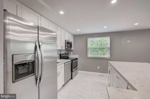 Kitchen - 8054 Athena St, Springfield, VA 22153 photo 4 of 5