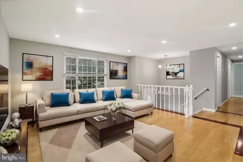 Living - 8054 Athena St, Springfield, VA 22153 photo 1 of 8