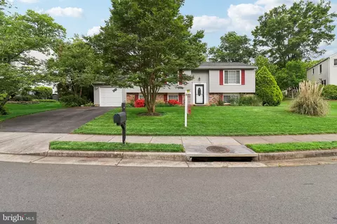 Exterior - 8054 Athena St, Springfield, VA 22153 photo 2 of 13