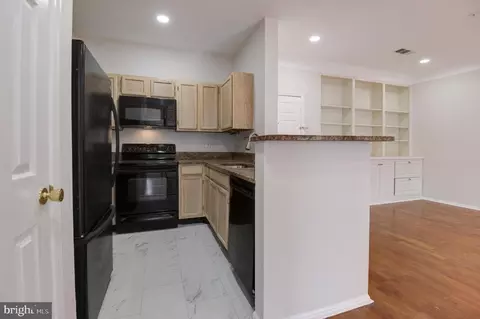 1601 Spring Gate Dr #1311, Mclean, VA 22102 photo 12