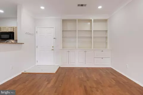1601 Spring Gate Dr #1311, Mclean, VA 22102 photo 8