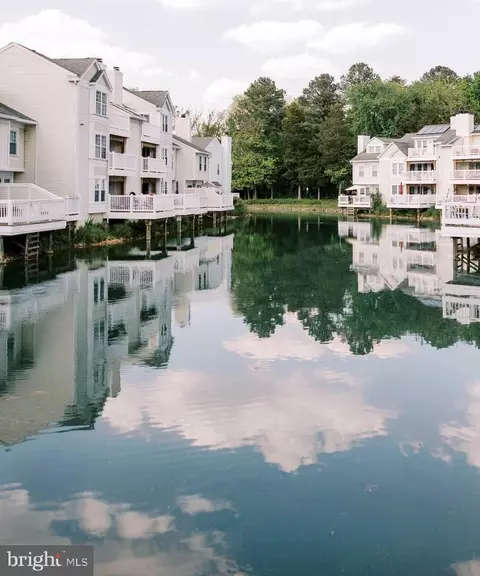 3337 Lakeside View Dr #7-3, Falls Church, VA 22041