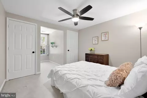 Bedroom - 11965 Grey Squirrel Ln, Reston, VA 20194 photo 4 of 9