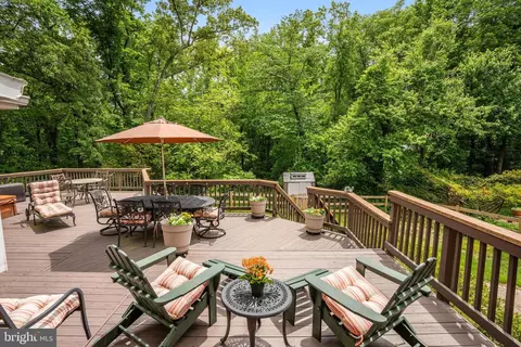 8209 Langbrook Rd, Springfield, VA 22152 photo 59