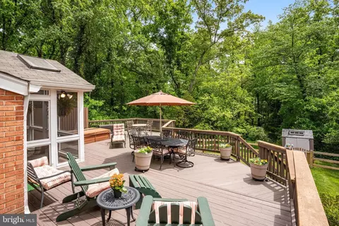 8209 Langbrook Rd, Springfield, VA 22152 photo 58