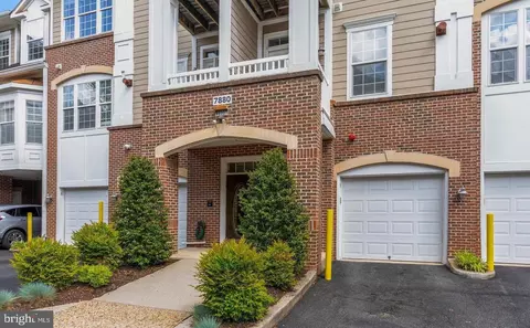 7880 Rolling Woods Ct #2T3, Springfield, VA 22152