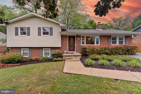 8647 Curtis Ave, Alexandria, VA 22309