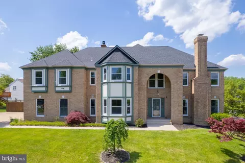 5903 Hampton Forest Way, Fairfax, VA 22030