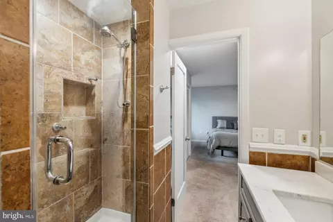 Bath - 7514 Rolling Rd, Springfield, VA 22153 photo 3 of 3