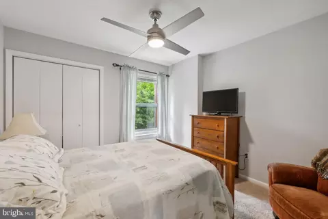 Bedroom - 7514 Rolling Rd, Springfield, VA 22153 photo 1 of 5
