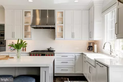 1412 Kurtz Rd, Mclean, VA 22101 photo 6