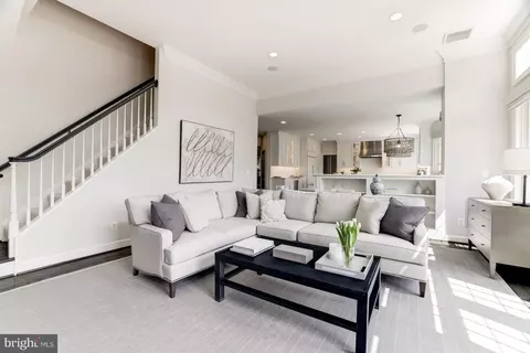 1412 Kurtz Rd, Mclean, VA 22101 photo 22