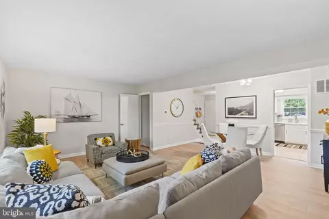7755 Tiverton Dr, Springfield, VA 22152 photo 18