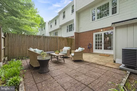 7755 Tiverton Dr, Springfield, VA 22152 photo 34