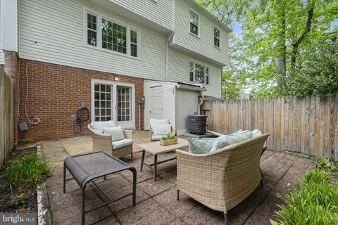 7755 Tiverton Dr, Springfield, VA 22152 photo 33