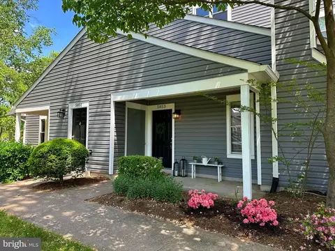5853 Orchard Hill Ln #5853, Clifton, VA 20124