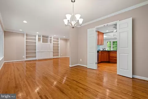 Living - 2407 Red Maple Ln, Reston, VA 20191 photo 6 of 8