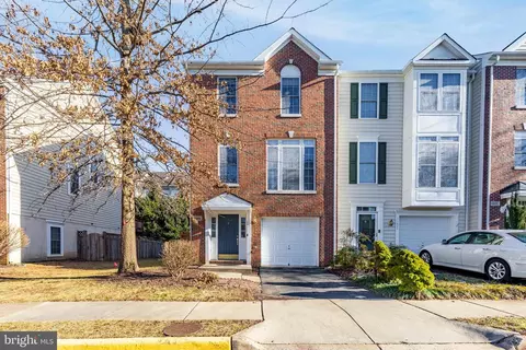 11619 Fairfax Commons Dr, Fairfax, VA 22030