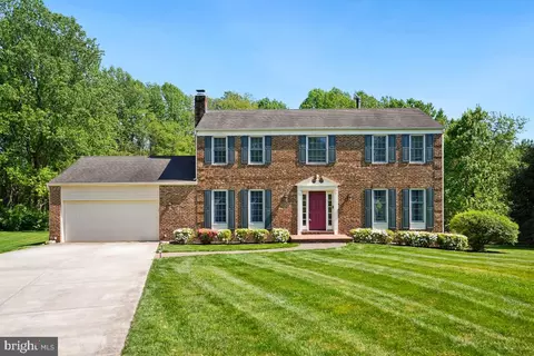 10505 Clipper Dr, Fairfax Station, VA 22039