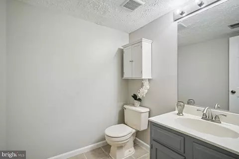 9067 Tiffany Park Ct, Springfield, VA 22152 photo 19