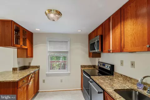 5262 Lonsdale Dr, Springfield, VA 22151 photo 25