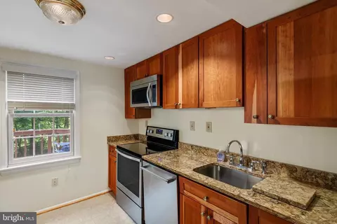 5262 Lonsdale Dr, Springfield, VA 22151 photo 24