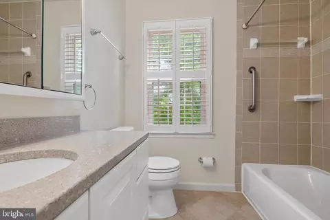 5262 Lonsdale Dr, Springfield, VA 22151 photo 34