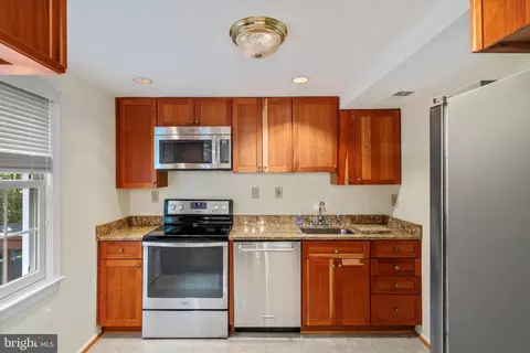 5262 Lonsdale Dr, Springfield, VA 22151 photo 23