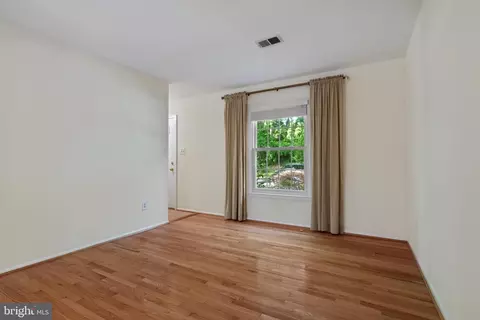 5262 Lonsdale Dr, Springfield, VA 22151 photo 21