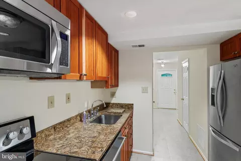 5262 Lonsdale Dr, Springfield, VA 22151 photo 26