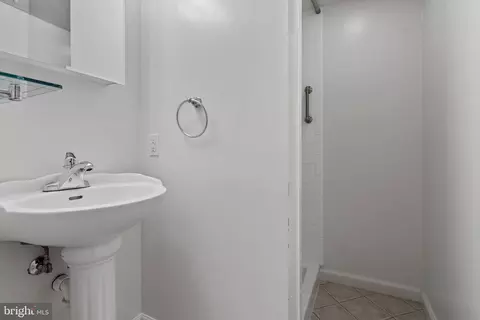 5262 Lonsdale Dr, Springfield, VA 22151 photo 38